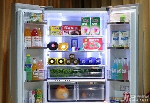 冰箱冷藏室结冰是什么原因：智能冰箱冷藏室结冰是什么原因